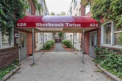 6-434 Sherbrook ST  Winnipeg, MB R3B 2W5