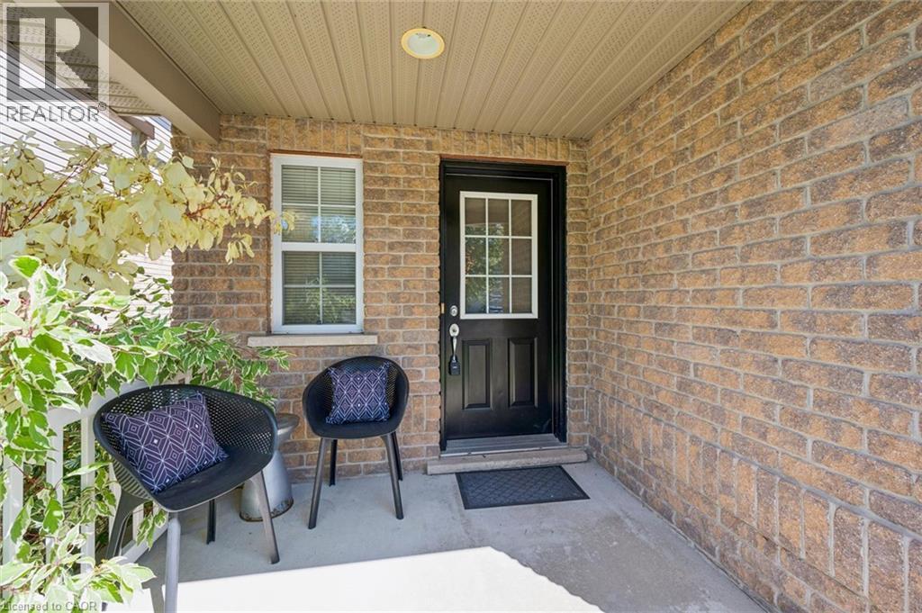 516 Dansbury Drive, Waterloo, ON