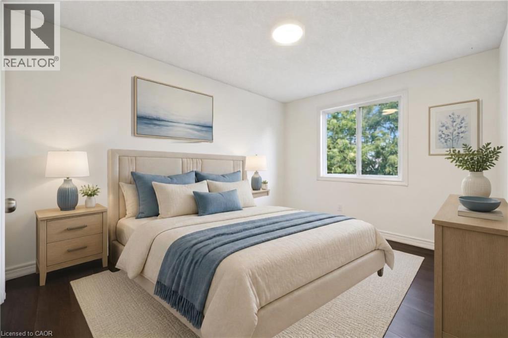 516 Dansbury Drive, Waterloo, ON