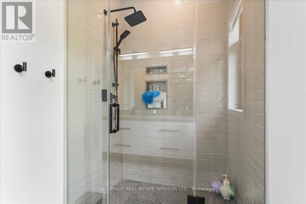 251 Aldercrest Avenue, Hamilton, ON