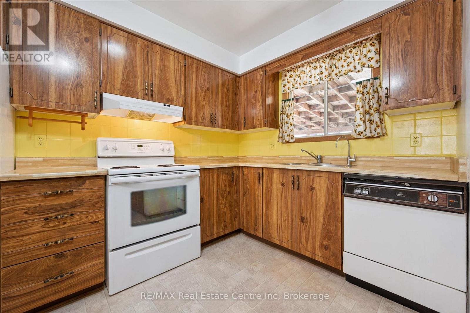 7 Countryside Crescent, Kitchener, ON