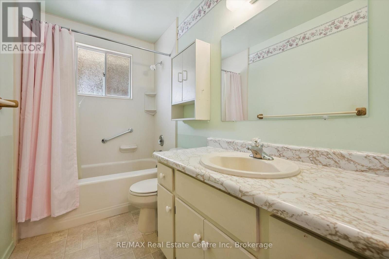 7 Countryside Crescent, Kitchener, ON