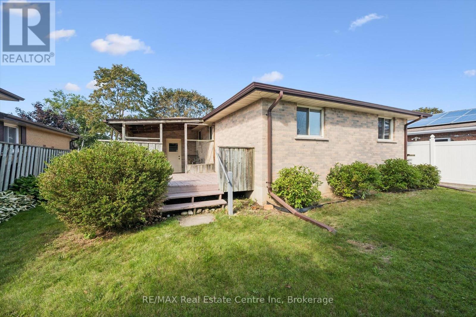 7 Countryside Crescent, Kitchener, ON