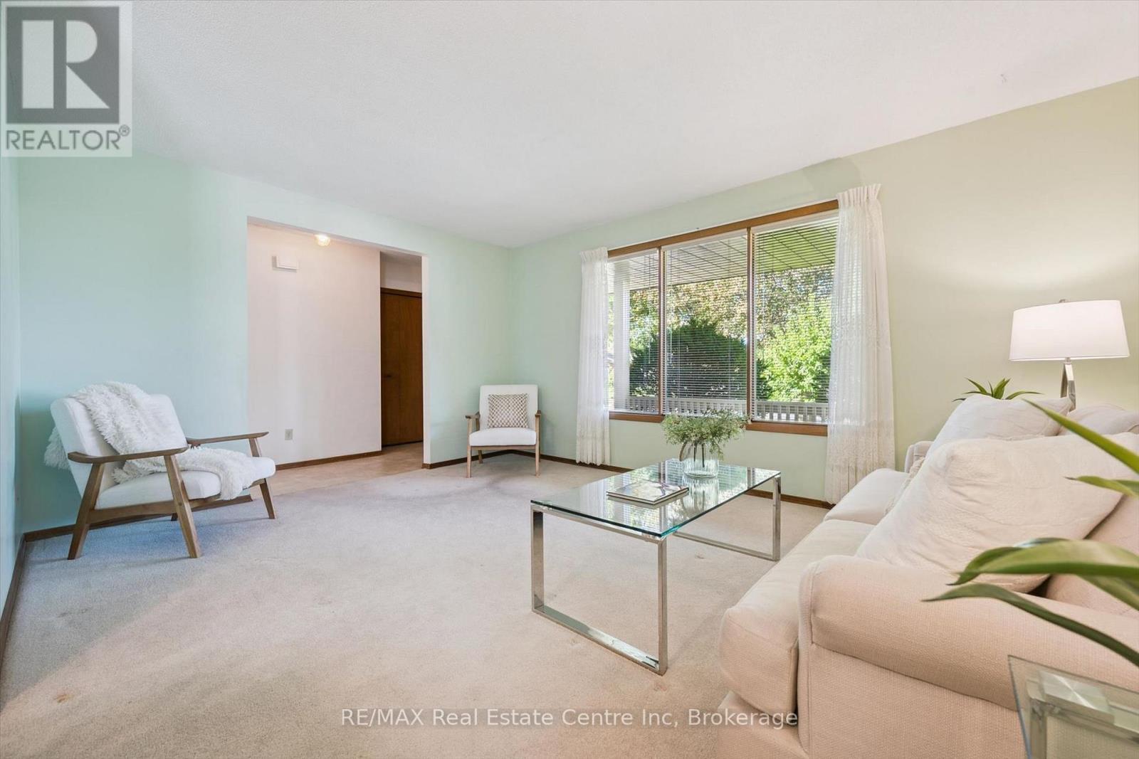 7 Countryside Crescent, Kitchener, ON