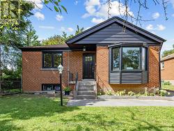 26 GLEN EVEREST ROAD Toronto, ON M1N 1J3