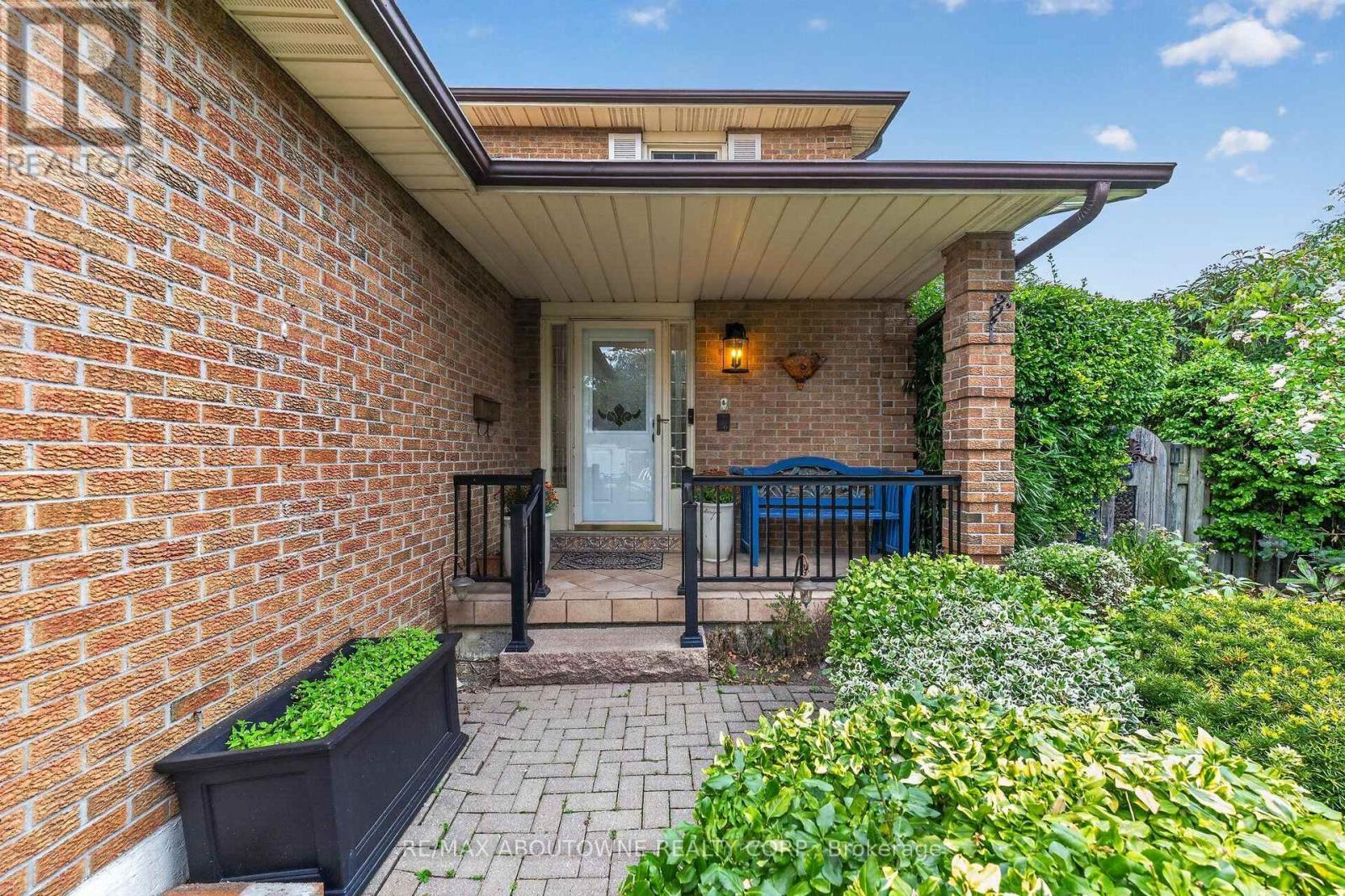 1191 Carlo Court, Mississauga, ON