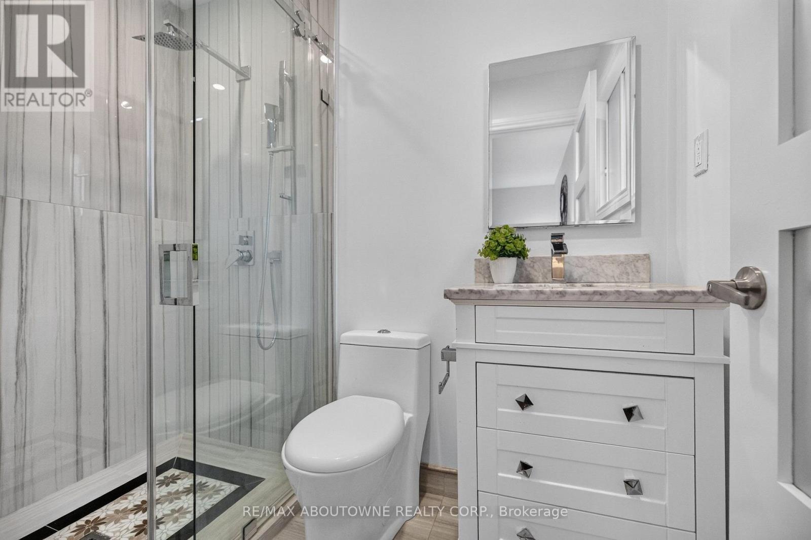1191 Carlo Court, Mississauga, ON