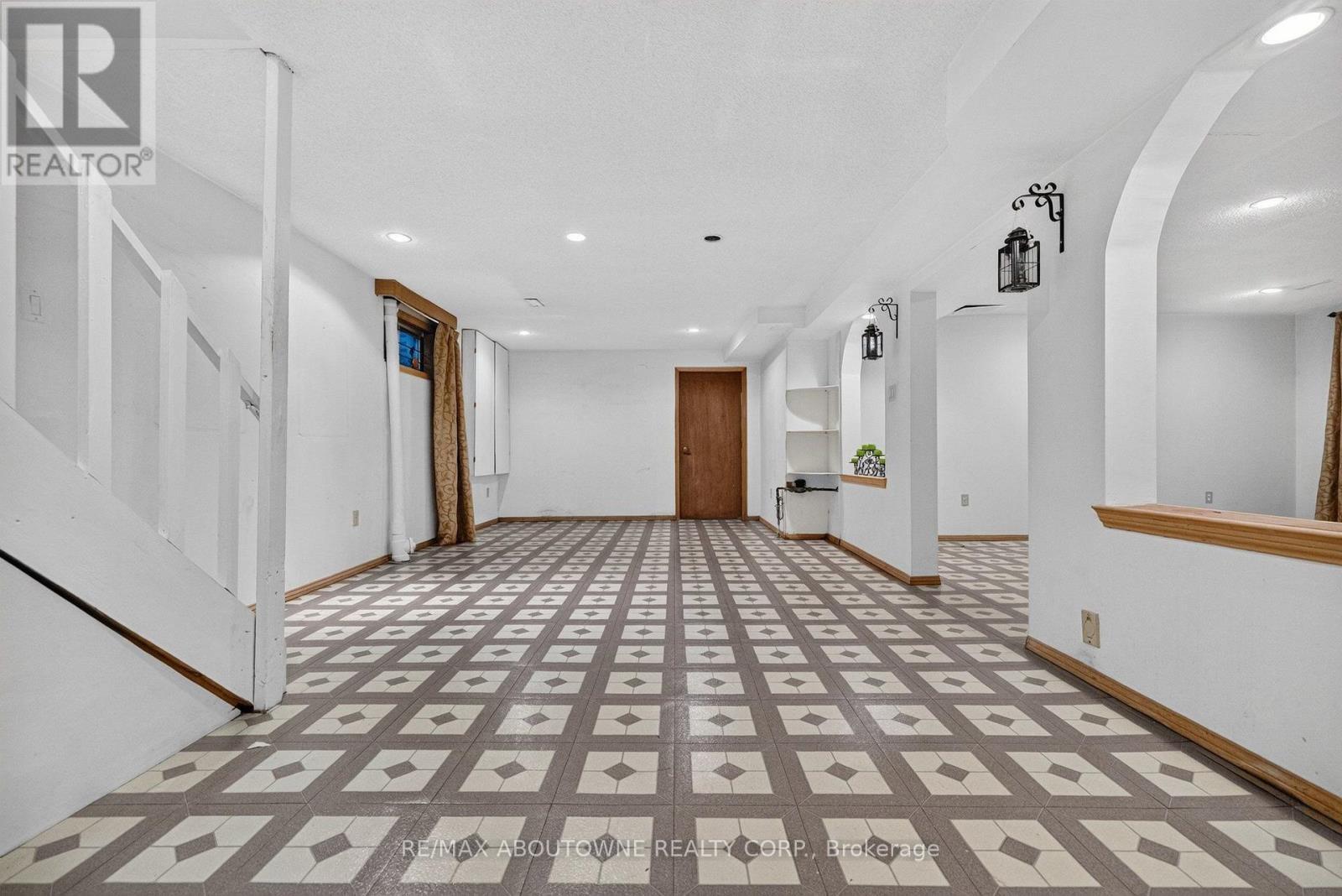 1191 Carlo Court, Mississauga, ON