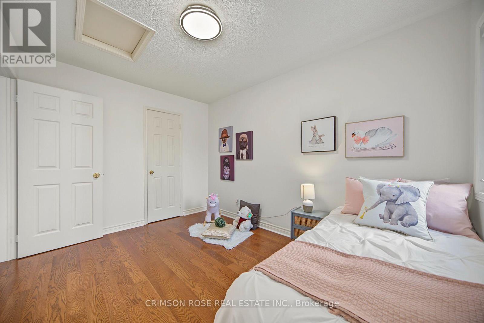 5274 Marblewood Drive, Mississauga, ON