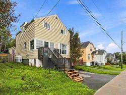 55 Coronation Avenue Fairview, NS B3N 2M5