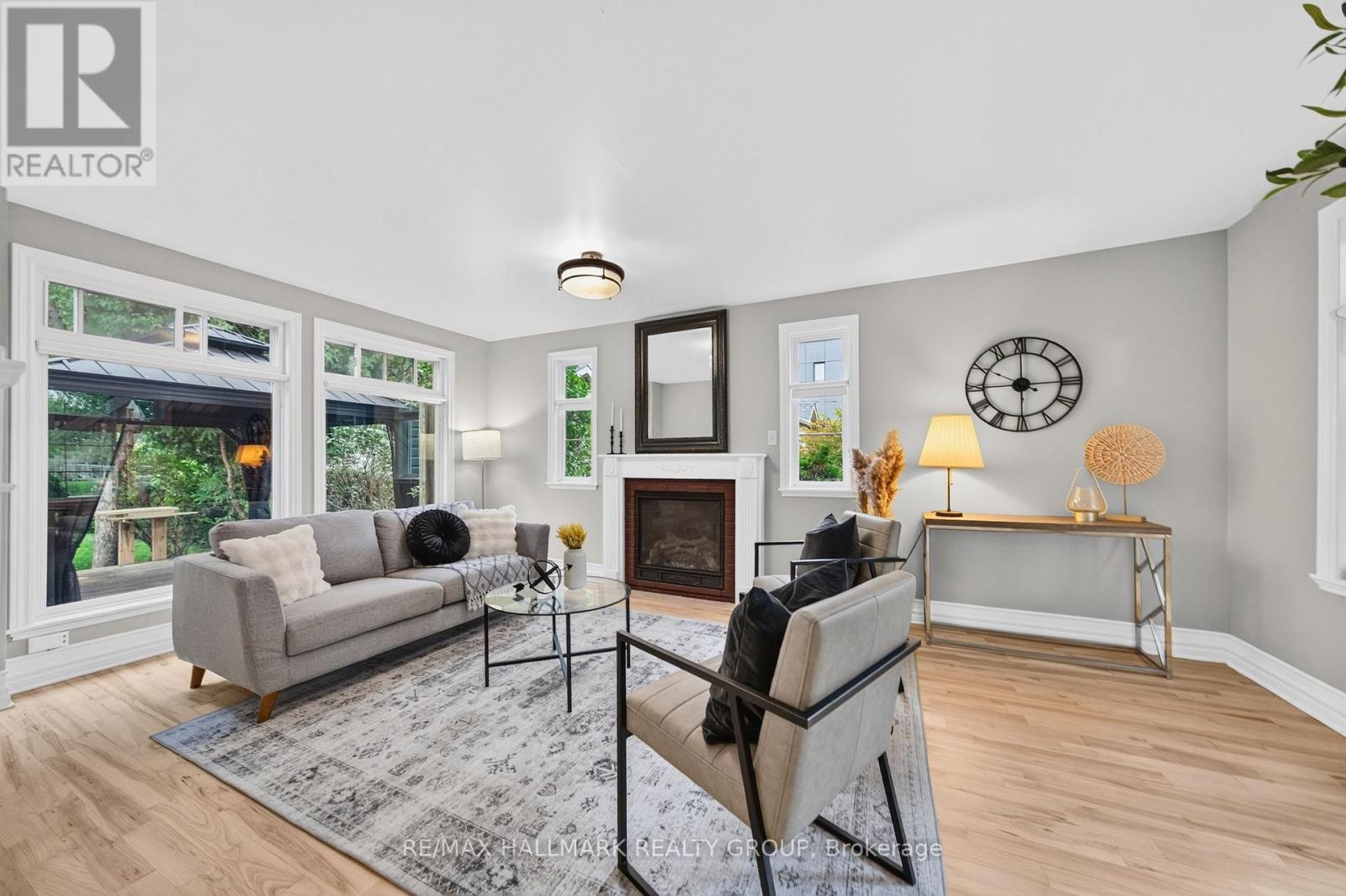 Massive windows. - 1608 Prince Of Wales Drive, Ottawa, ON