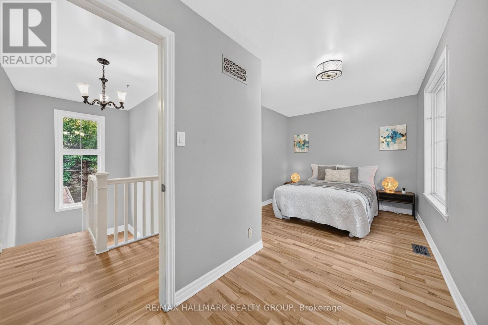 3rd bedroom with walk-in-closet - 1608 Prince Of Wales Drive, Ottawa, ON