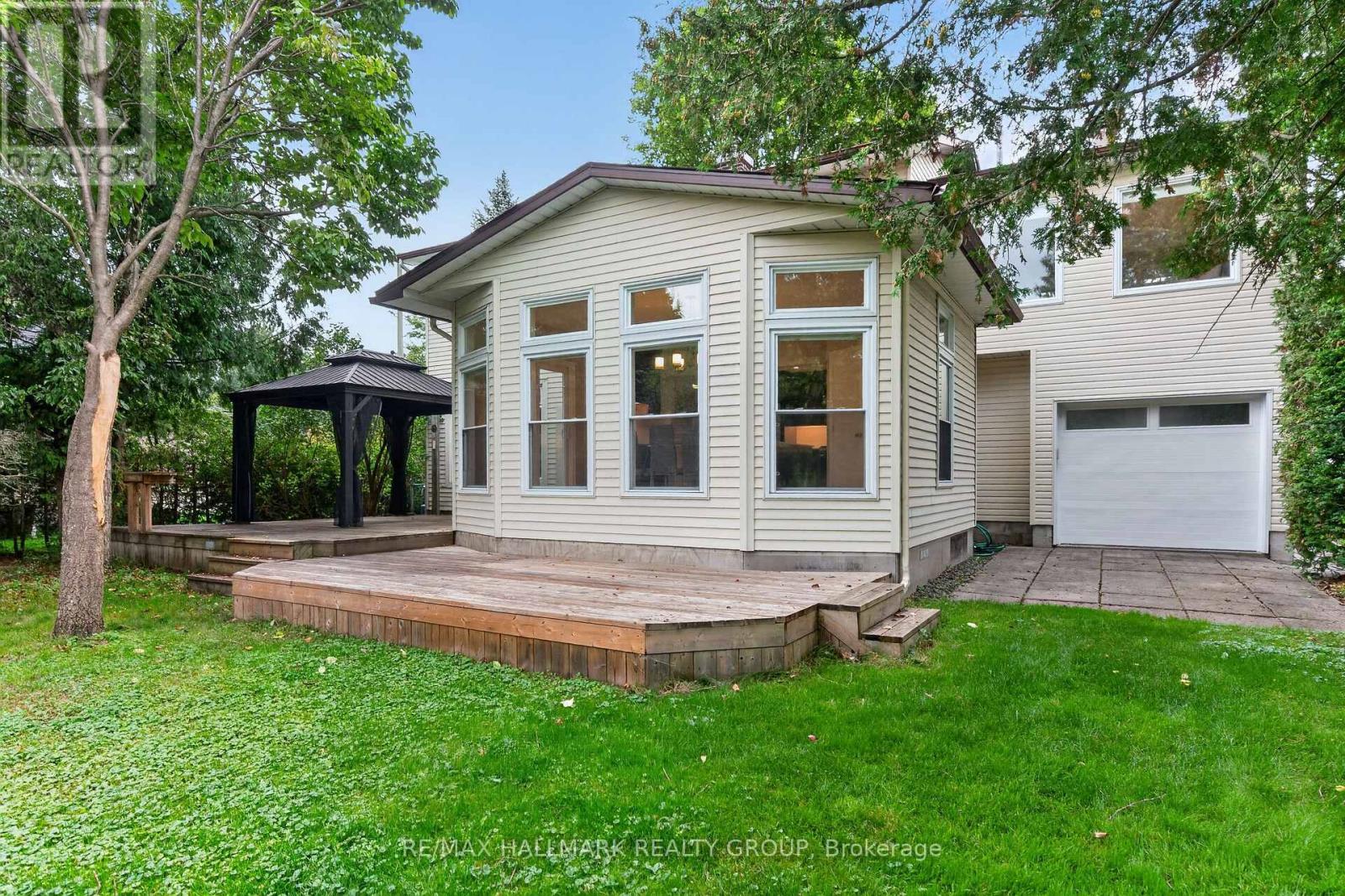 Amazing privacy in the city! - 1608 Prince Of Wales Drive, Ottawa, ON