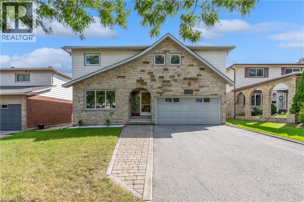 2134 Cartier Crescent, Burlington, ON
