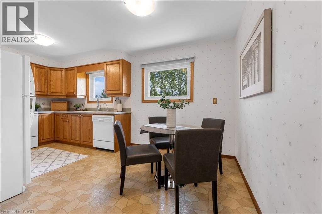2134 Cartier Crescent, Burlington, ON