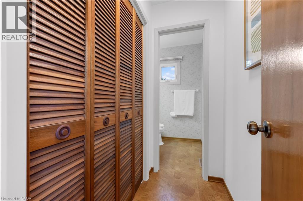 2134 Cartier Crescent, Burlington, ON