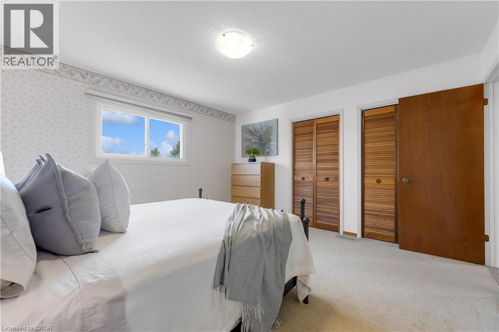 2134 Cartier Crescent, Burlington, ON