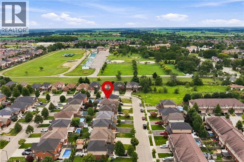 53 Valiant Circle, Binbrook, ON