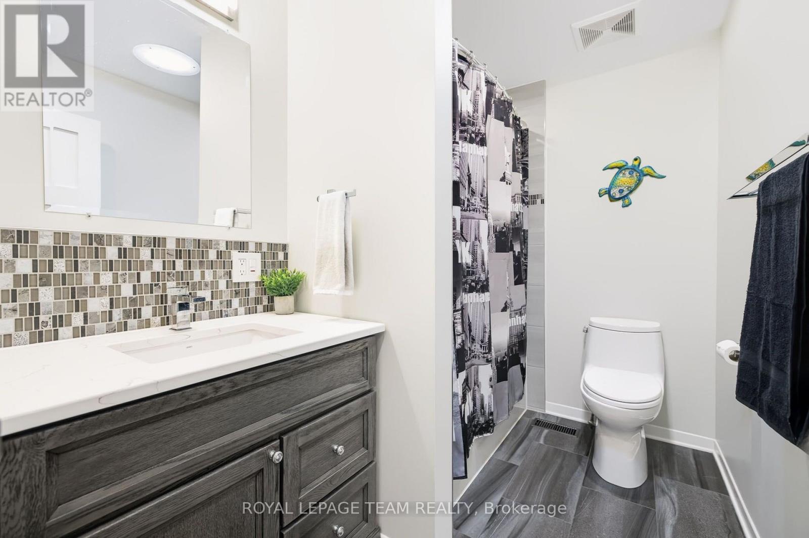 230 Lincoln Heights Road, Ottawa, ON