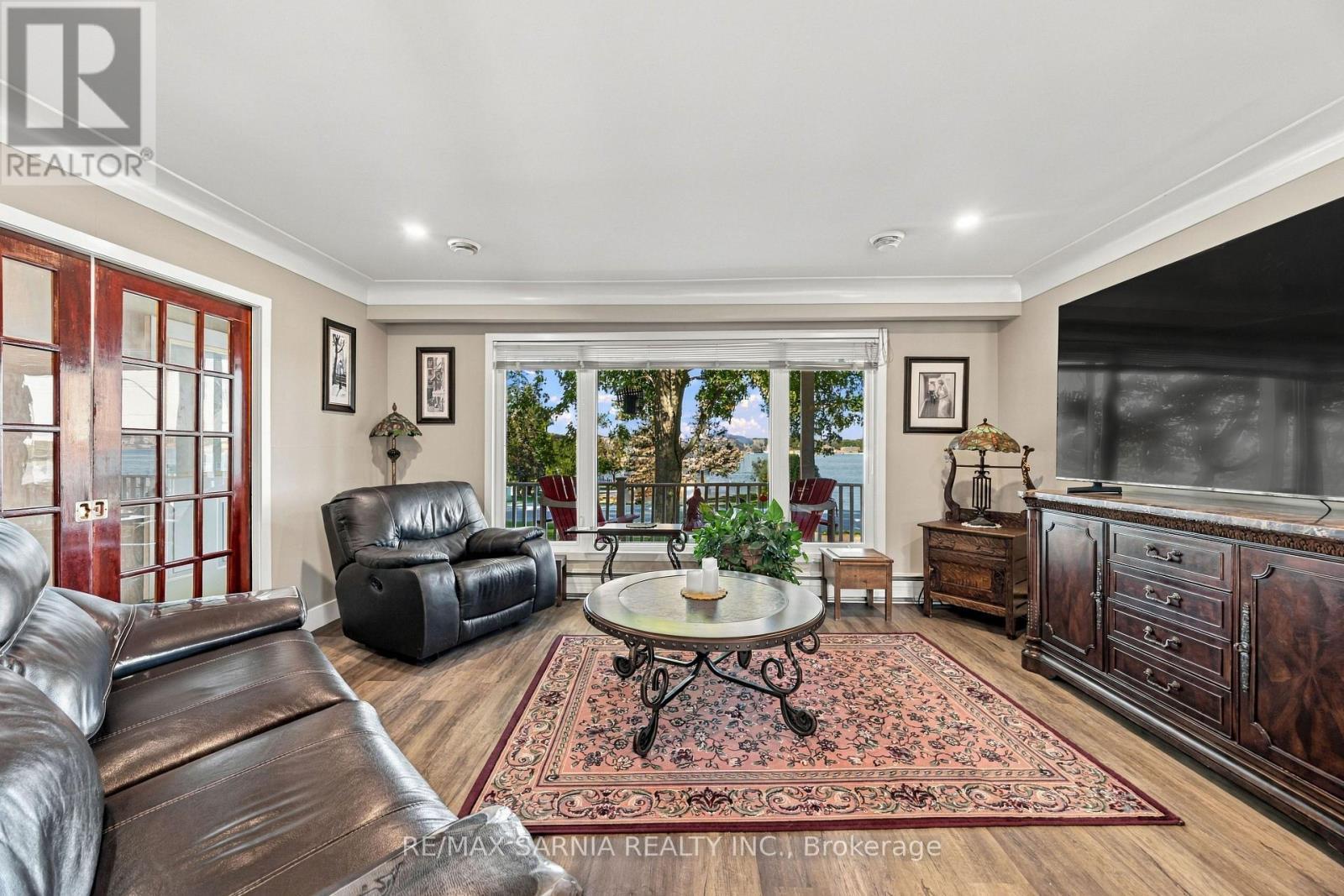 1186 St. Clair Parkway, St. Clair, ON