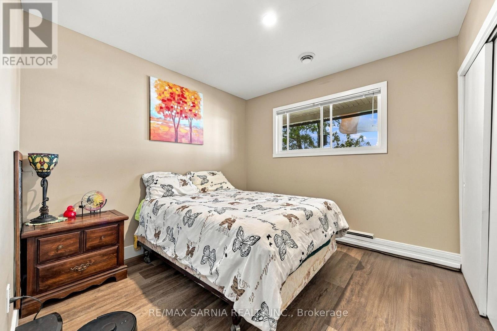 1186 St. Clair Parkway, St. Clair, ON
