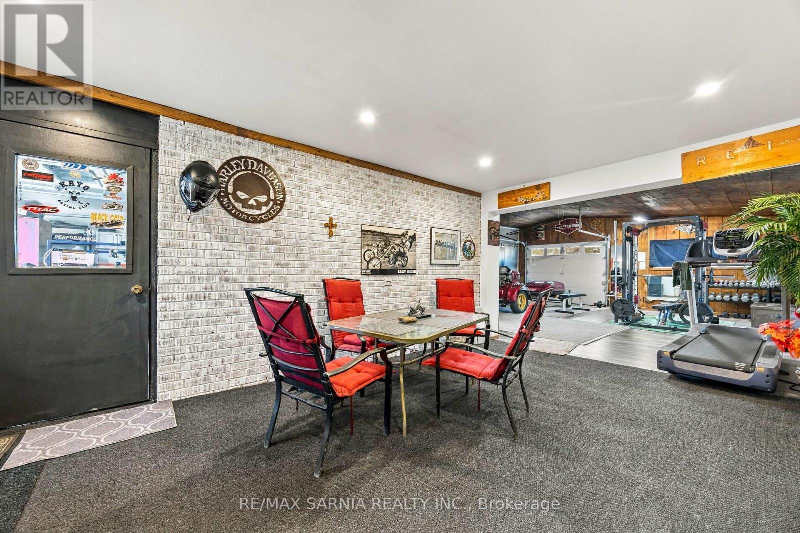1186 St. Clair Parkway, St. Clair, ON