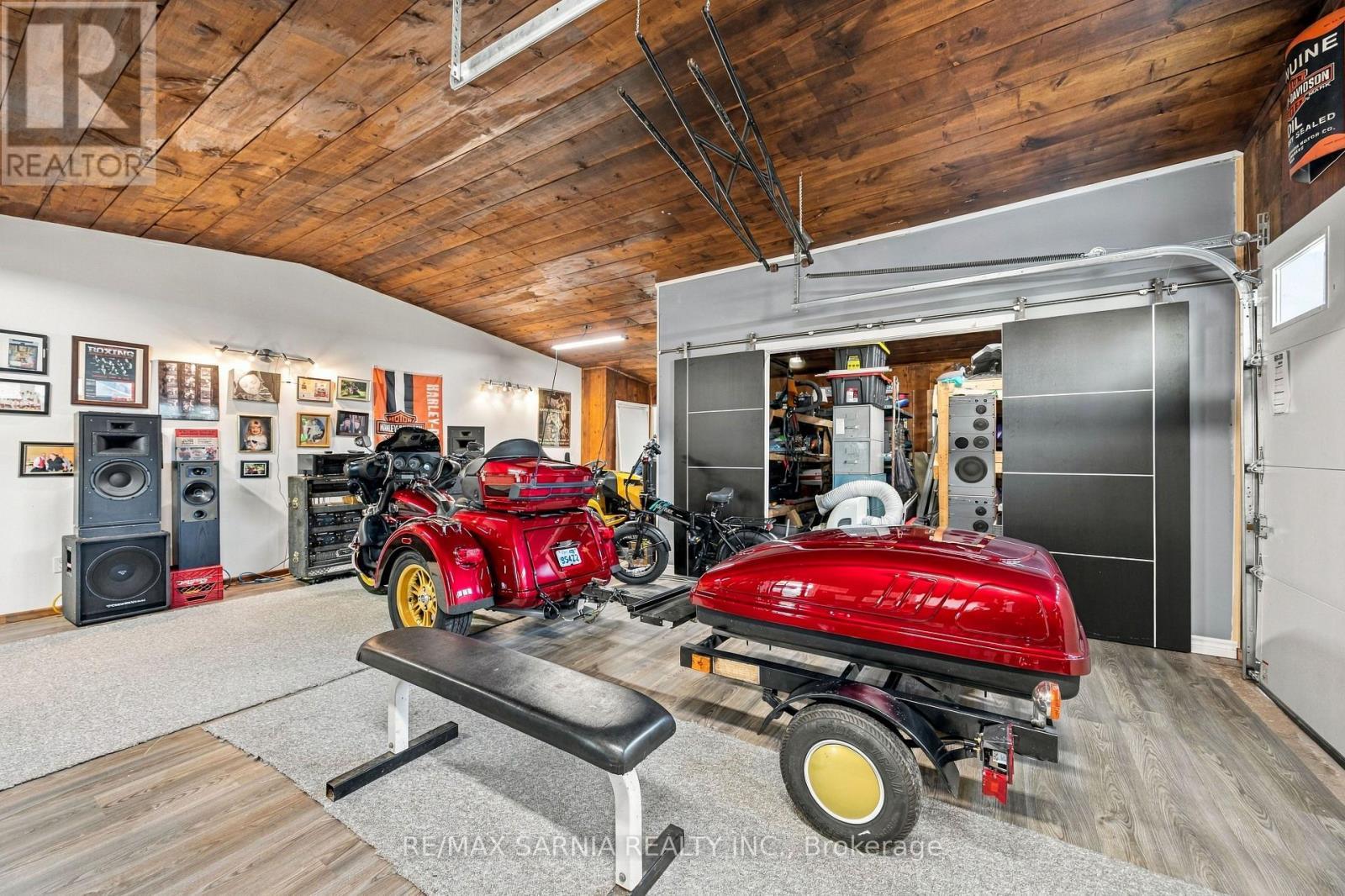 1186 St. Clair Parkway, St. Clair, ON