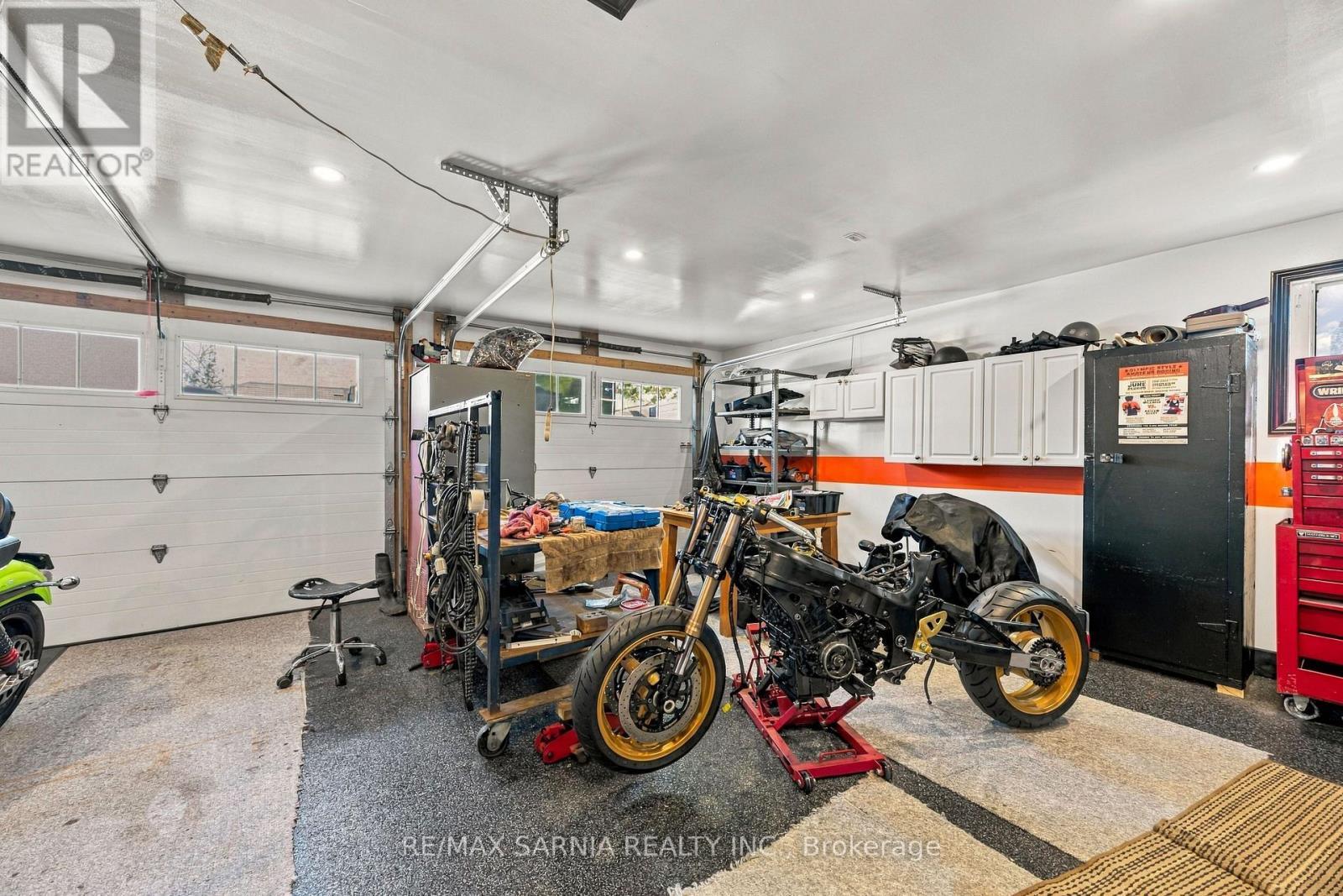 1186 St. Clair Parkway, St. Clair, ON