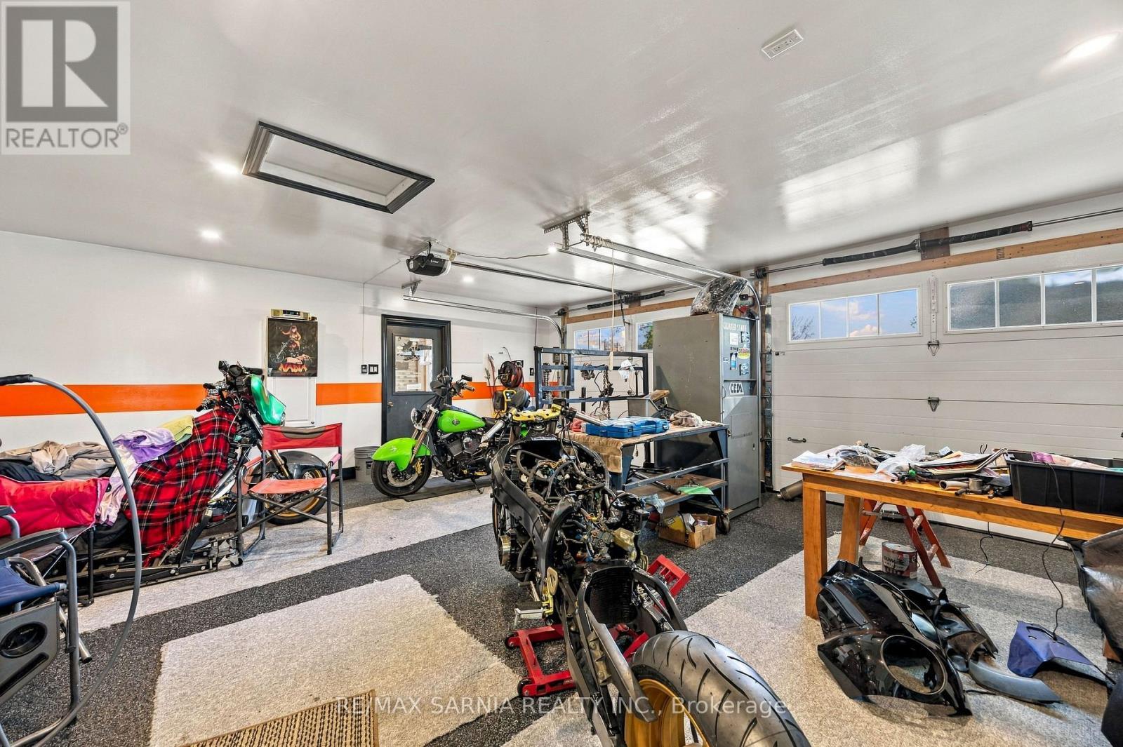 1186 St. Clair Parkway, St. Clair, ON