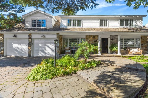 104 Av. Ventnor  Pointe-Claire, QC H9S 4E2