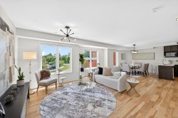 56-28 Curlew Drive Toronto, ON M3A 0A8