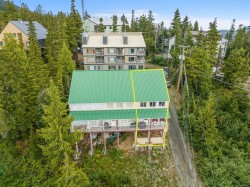 #3-699 Castle Crag Cres Courtenay, BC V9J 1L0