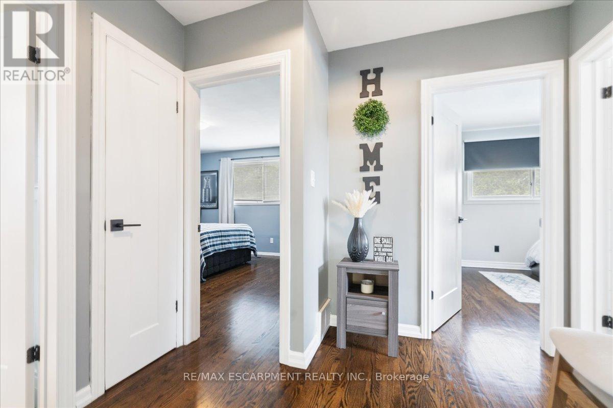 755 Parker Crescent, Burlington, ON