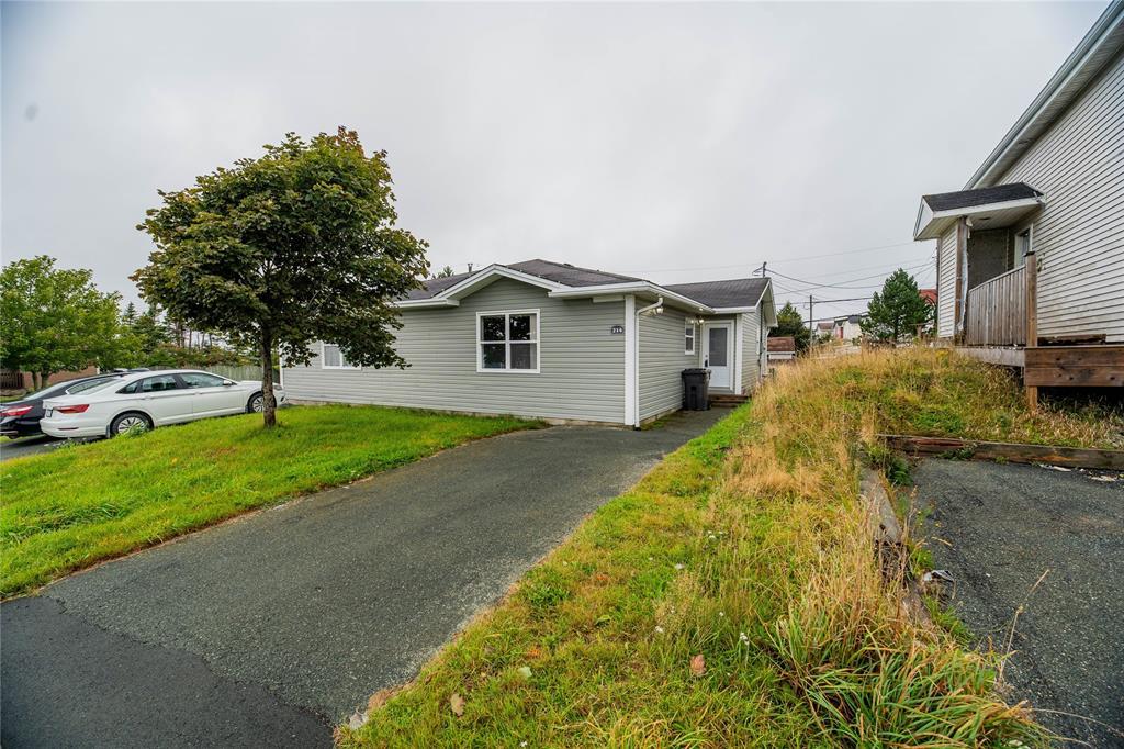 214 Farrell Drive, Mount Pearl, NL