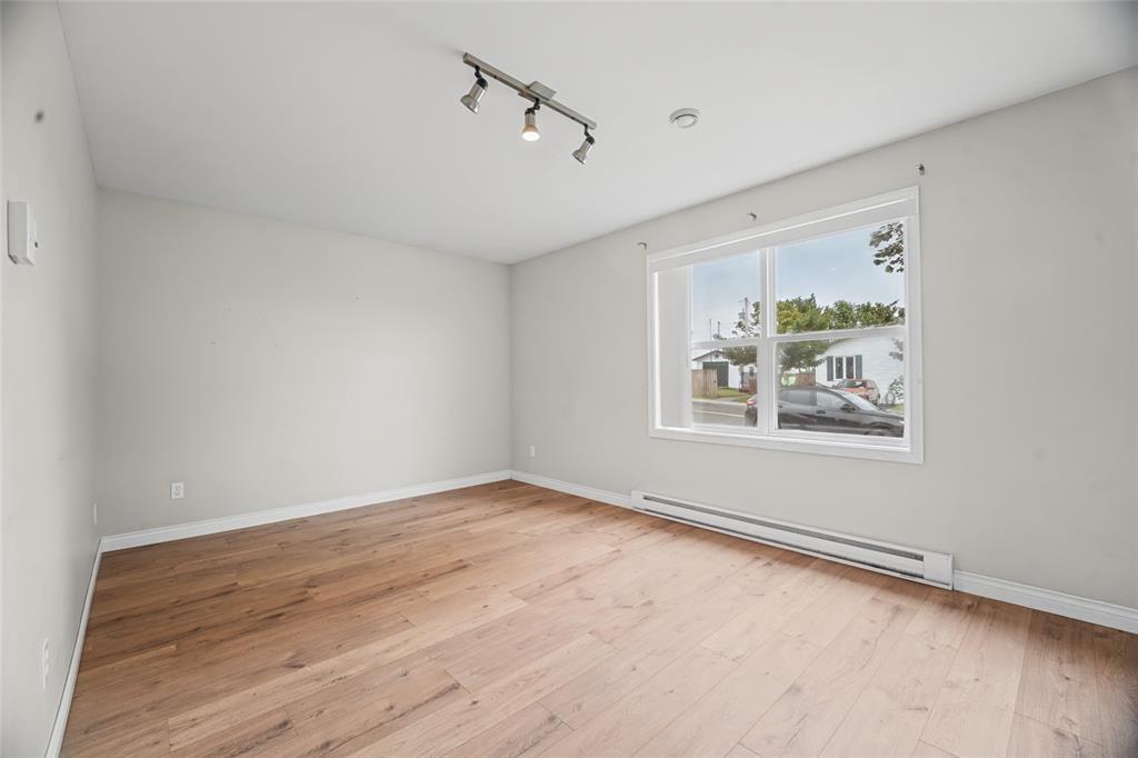 214 Farrell Drive, Mount Pearl, NL