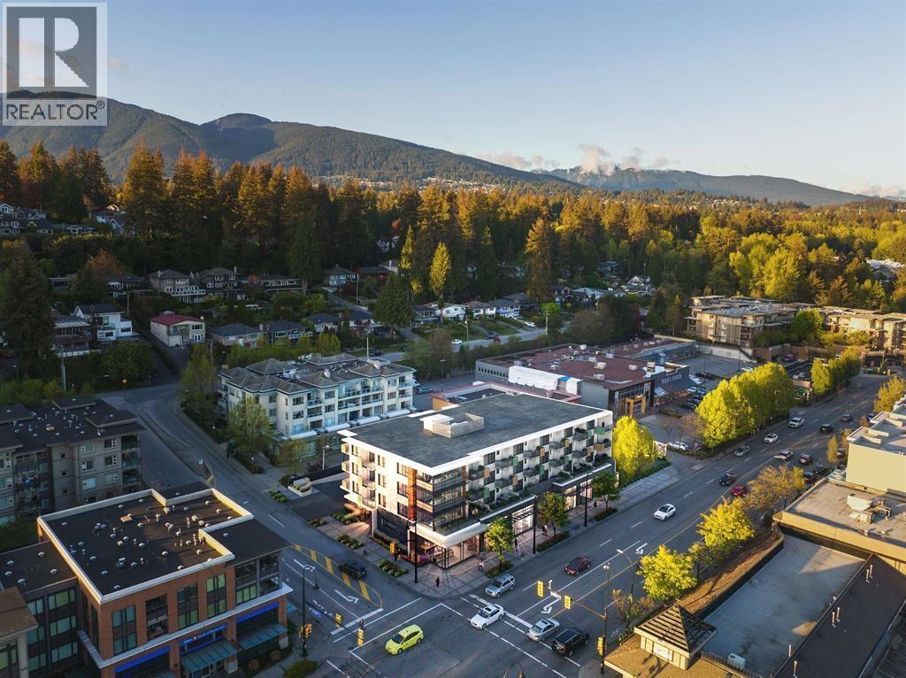 1086 Marine Drive, North Vancouver, BC