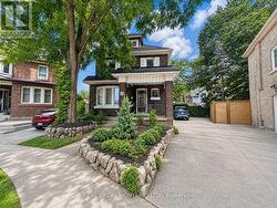 UPPER - 272 STINSON CRESCENT Hamilton, ON L8N 1T7