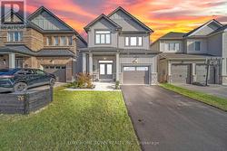 26 GIBBS WAY N Centre Wellington, ON N1M 0G7