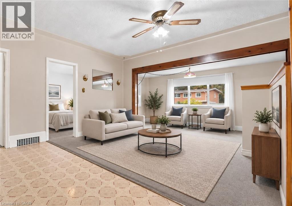 423 Lawrence Avenue, Kitchener, ON