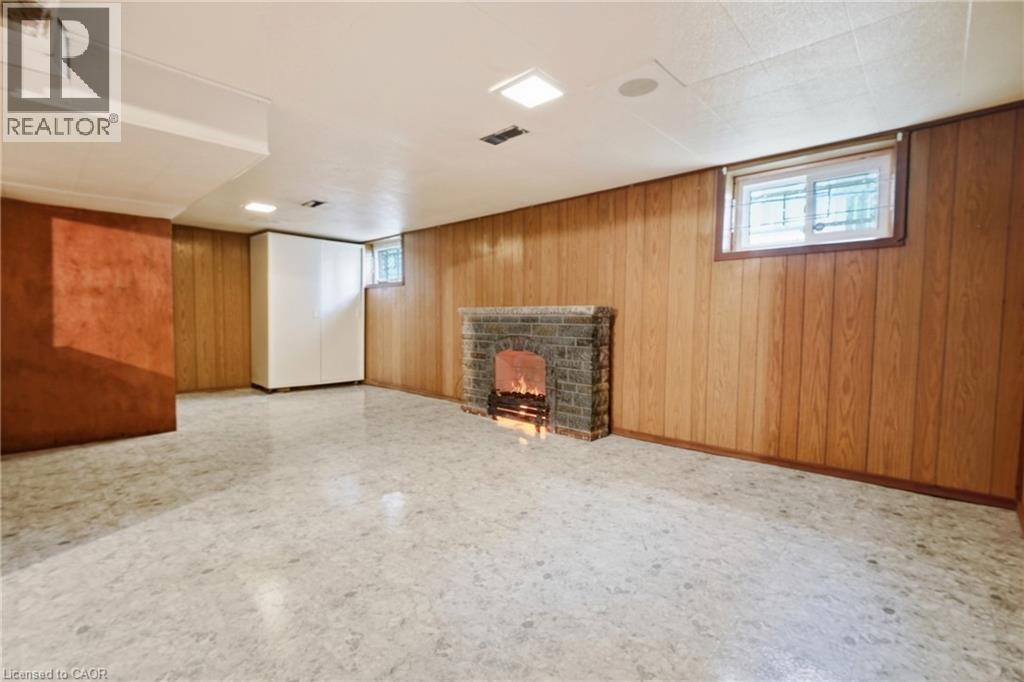 423 Lawrence Avenue, Kitchener, ON