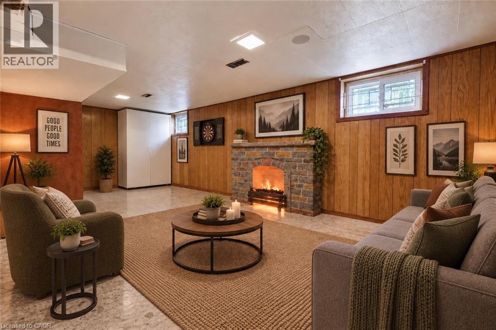 423 Lawrence Avenue, Kitchener, ON