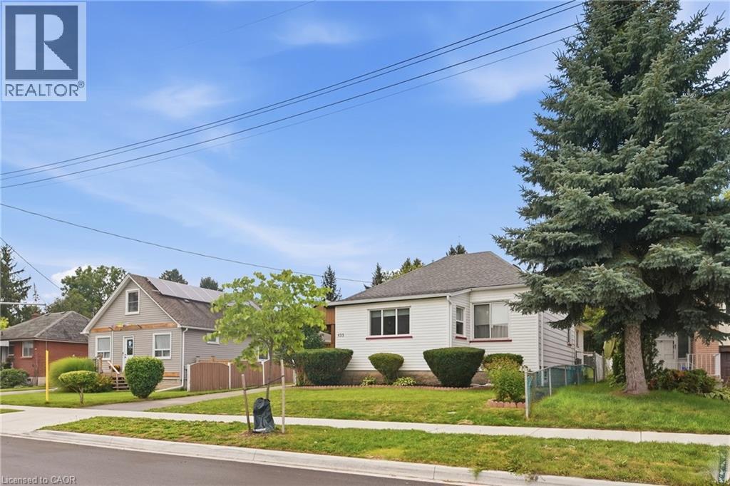 423 Lawrence Avenue, Kitchener, ON