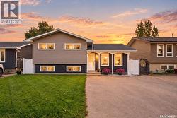 1515 Caribou STREET W Moose Jaw, SK S6H 7N5