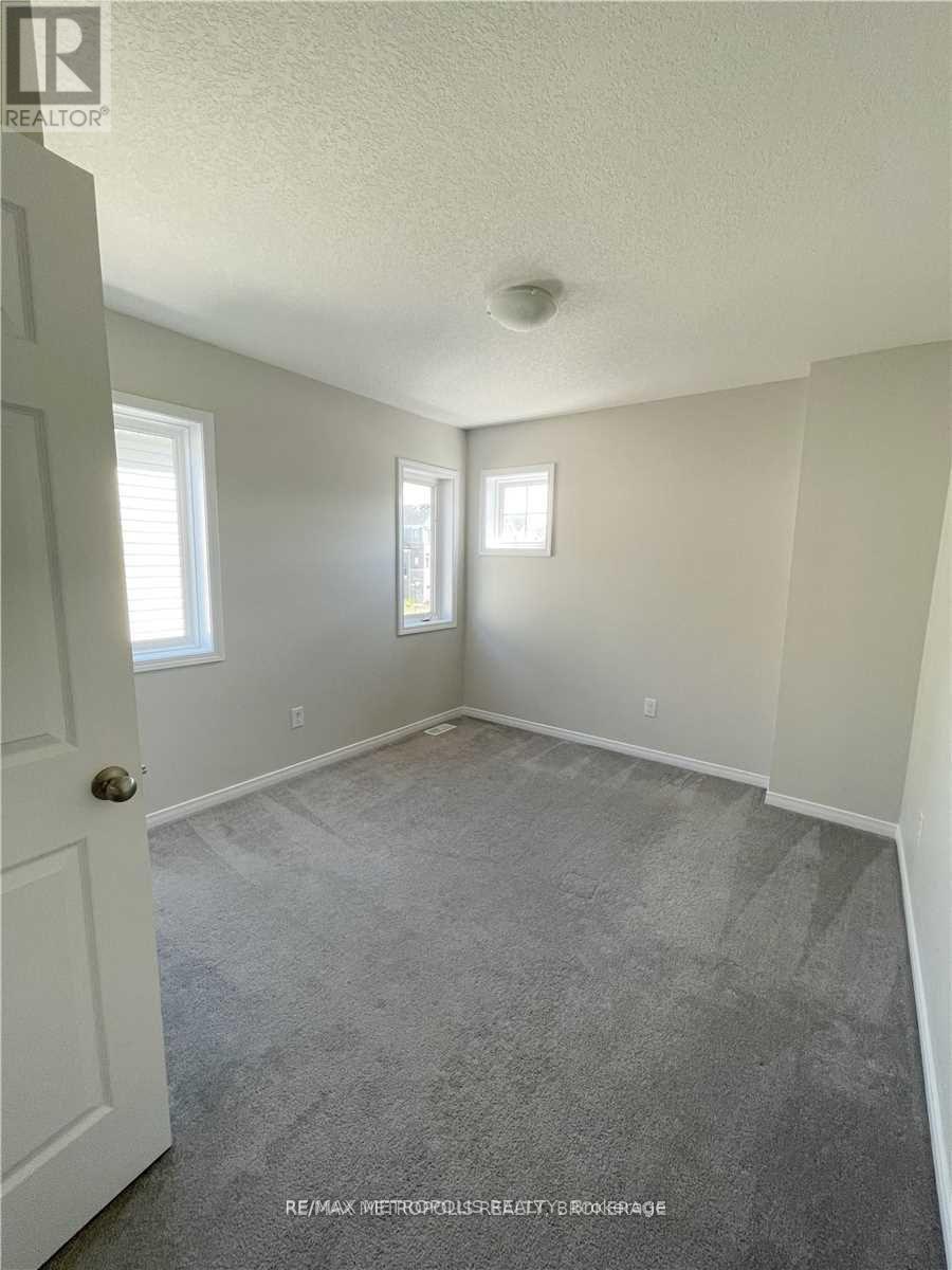 668 Blair Creek Drive, Kitchener, ON