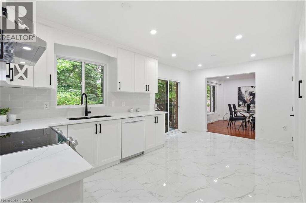 292 Thorncrest Drive, Waterloo, ON