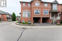 38 - 5031 EAST MILL ROAD Mississauga, ON L5V 2M5