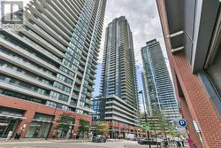 4301 - 2220 LAKESHORE BOULEVARD W Toronto, ON M8V 0C1