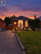 107 NORWOOD Road Hamilton, ON L8S 3R3