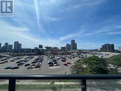 501 - 128 FAIRVIEW MALL DRIVE Toronto, ON M2J 0E8