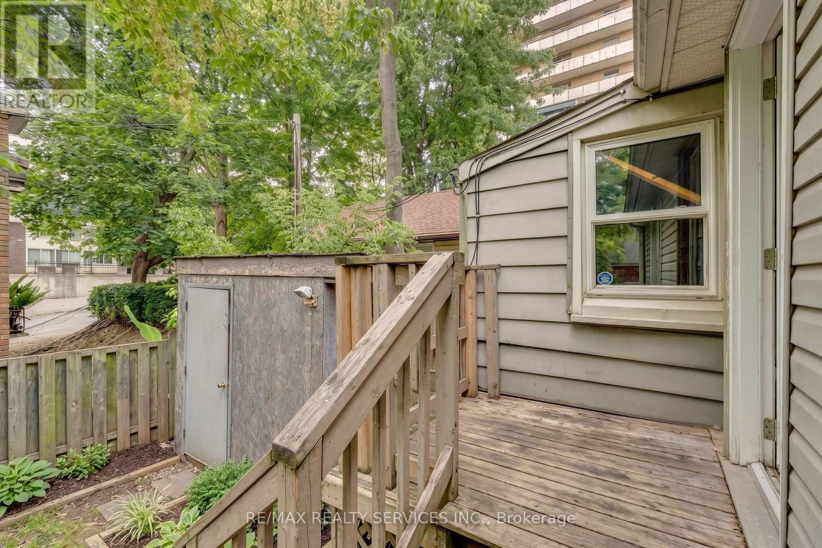 104 Hess Street S, Hamilton, ON